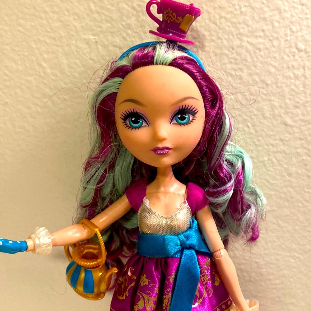 Ever After High Madeline Hatter 🎩🐭